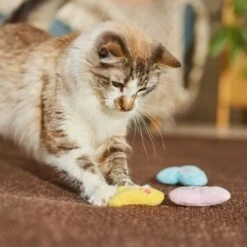 Frisco Candy Hearts Plush Cat Toy With Catnip, 3 Count -Meowverse Store 201906 PT3. AC SS1800 V1701365115