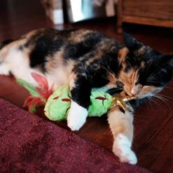 Frisco Holiday Christmas Tree Plush Kicker Cat Toy With Catnip -Meowverse Store 233305 PT2. AC SS1800 V1602172376