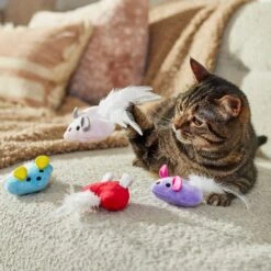 Frisco Valentine Heart Mice Plush Cat Toy With Catnip -Meowverse Store 298954 PT3. AC SS1800 V1701364814