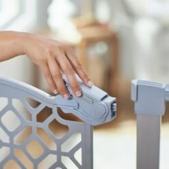 Frisco Metal Geometric Pattern Extra Tall Auto-close Dog Gate 6 Frisco Metal Geometric Pattern Extra Tall Auto-close Dog Gate -Meowverse Store 299514 PT4. AC SS1800 V1627306640