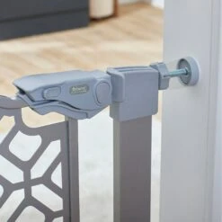 Frisco Metal Geometric Pattern Extra Tall Auto-close Dog Gate 7 Frisco Metal Geometric Pattern Extra Tall Auto-close Dog Gate -Meowverse Store 299514 PT5. AC SS1800 V1627306936